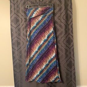 Beautiful maxi skirt!